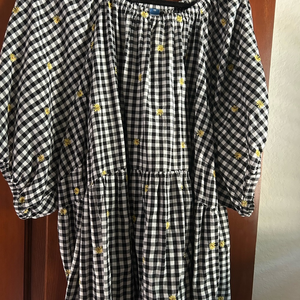 Old Navy Black and White Gingham Top with Yellow Sunflower Accents